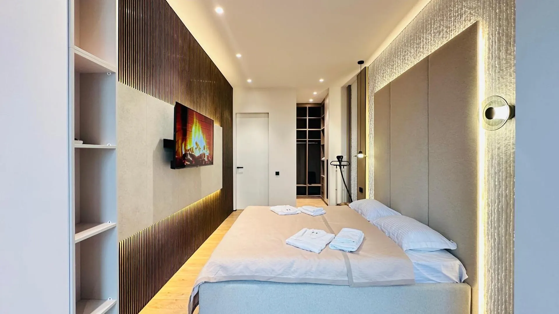 Vilura Home 1-Bedroom Apartment Almaty