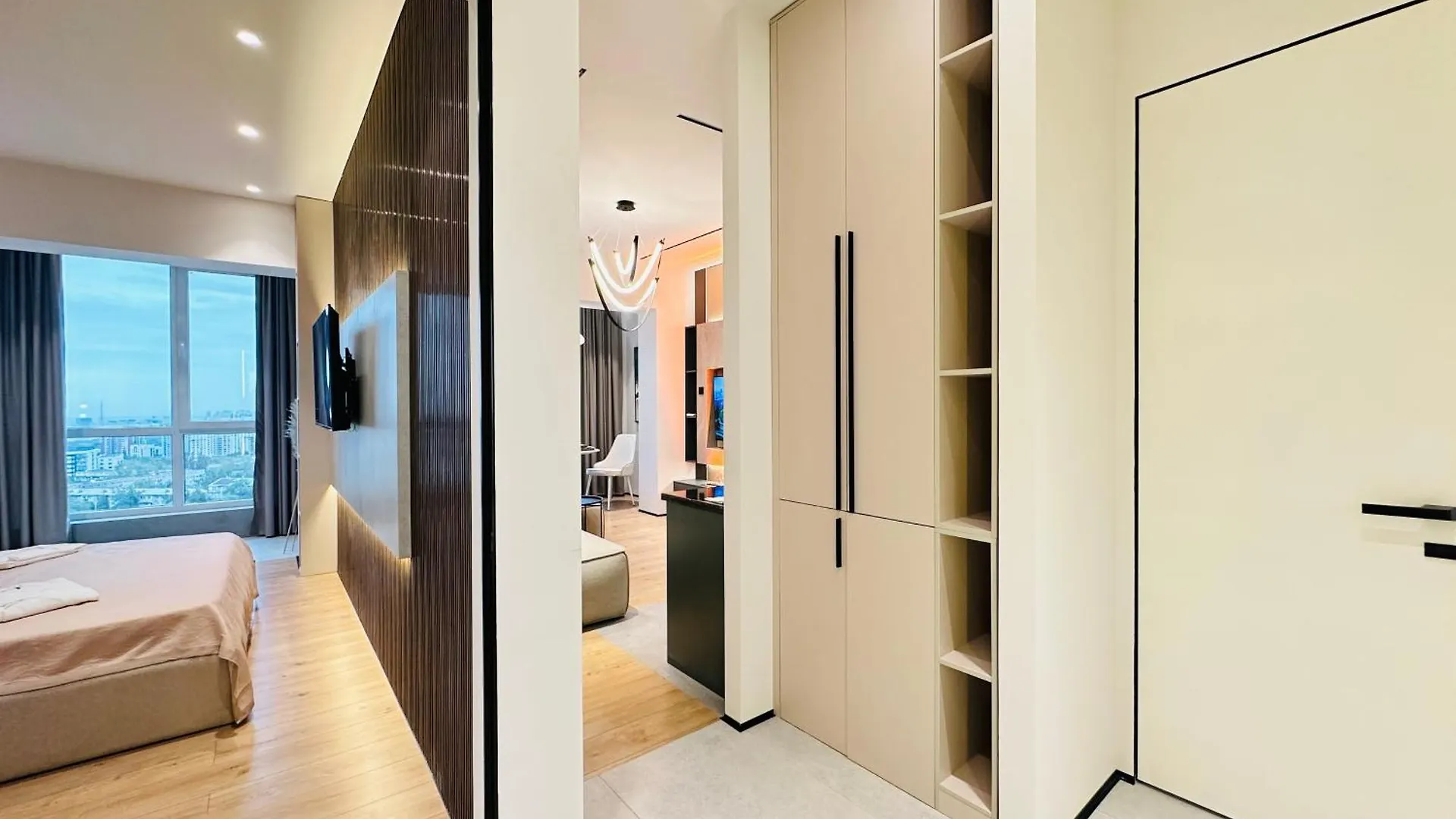 Vilura Home 1-Bedroom Apartment Almaty