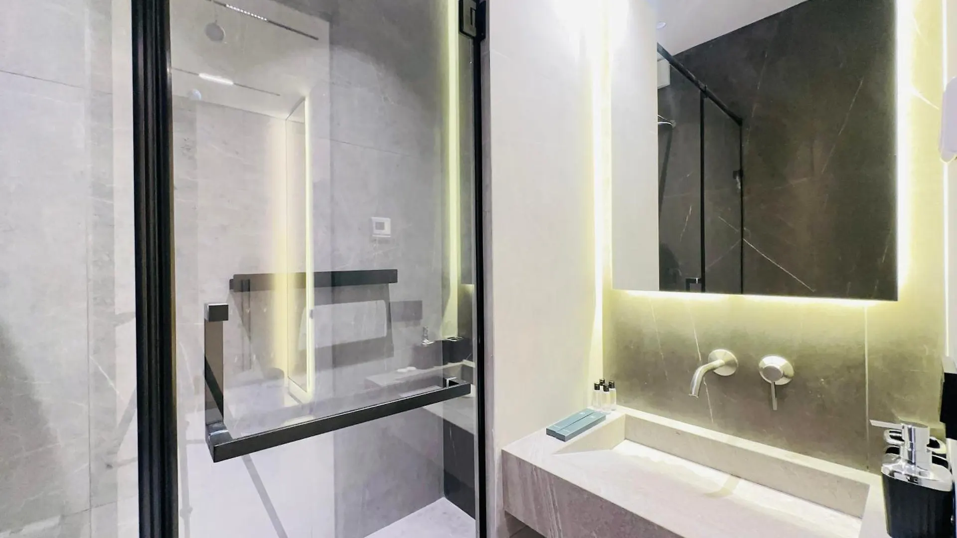 Vilura Home 1-Bedroom Apartment Almatý 0*,
